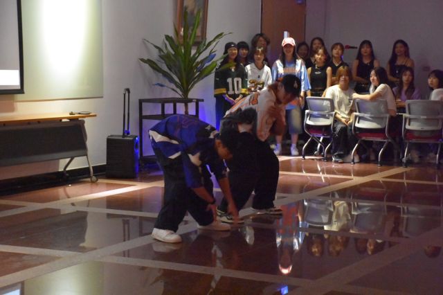 LINE_ALBUM_DESA49 新生茶會 0912_240927_10